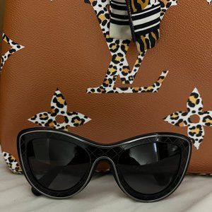 Authentic CHANEL Sunglasses Black